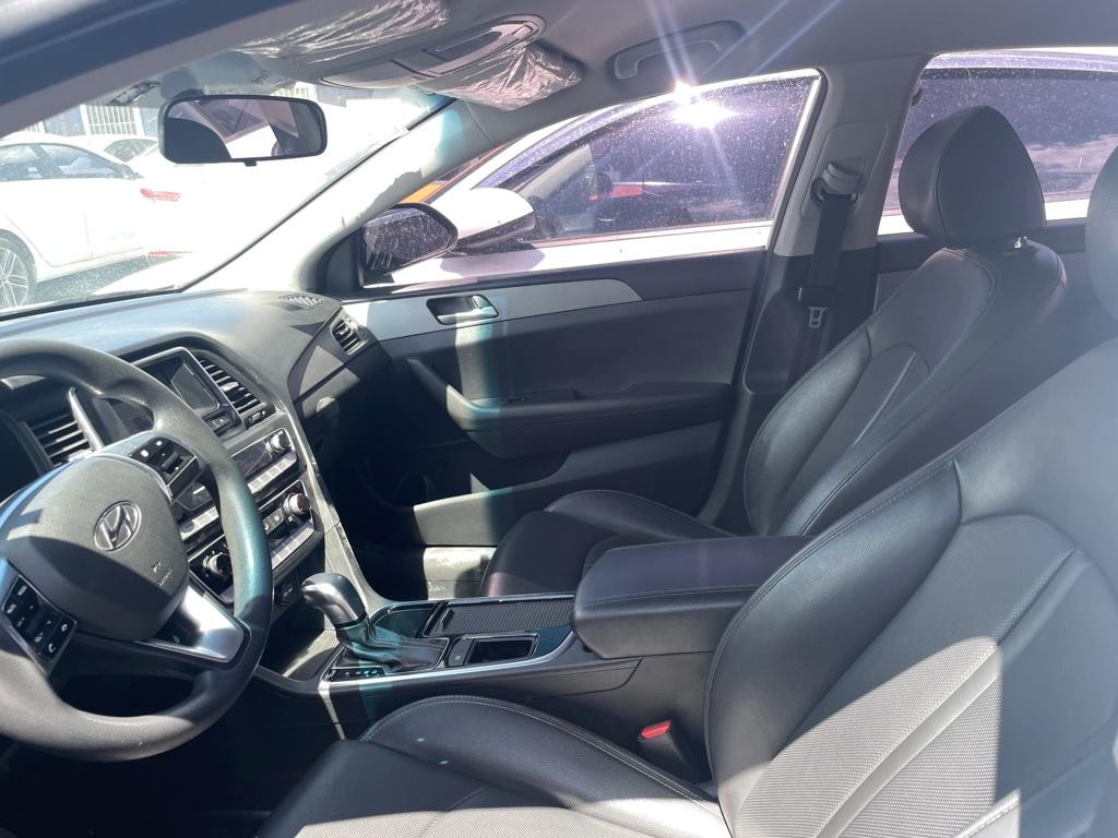 carros - HYUNDAI NEW RISE 2019 BLANCO DESDE: RD$765,100.00 3