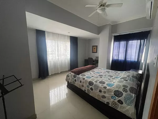 apartamentos - Venta, Penthouse de 4 Habitaciones, Mirador Sur 8