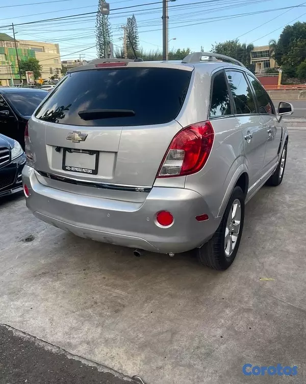 jeepetas y camionetas - CHEVROLET CAPTIVA LTZ 2014 7