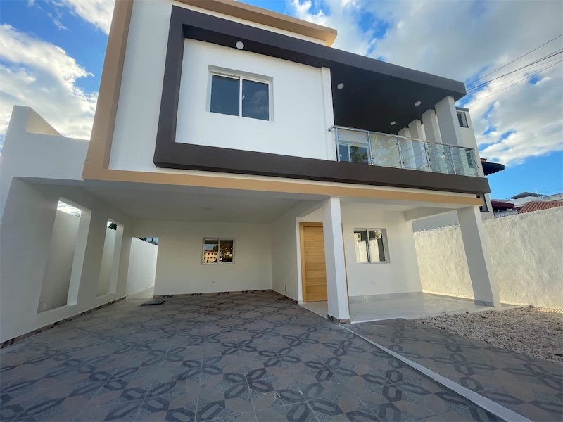 casas -  casa con piscina en la Autopista de San Isidro Santo Domingo 0