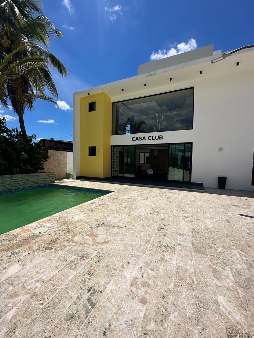 apartamentos - Apartamento en Venta 4to Nivel( Gym , Piscina y ascensor) Dos Parqueos 