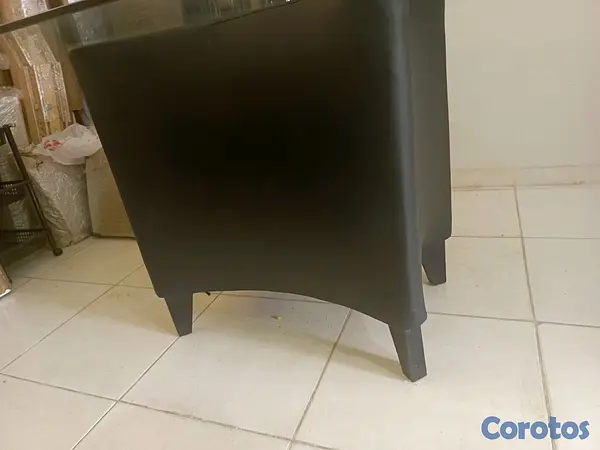 muebles y colchones - Comedor tope cristal negros en leather 3