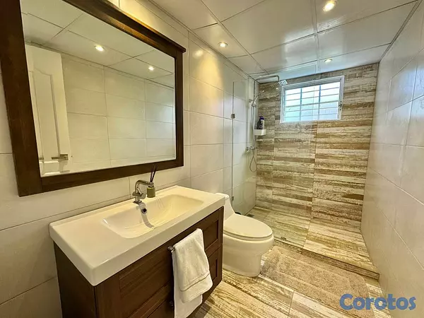 casas - Se vende villa en el metrocontriclud en Juan Dolio 15