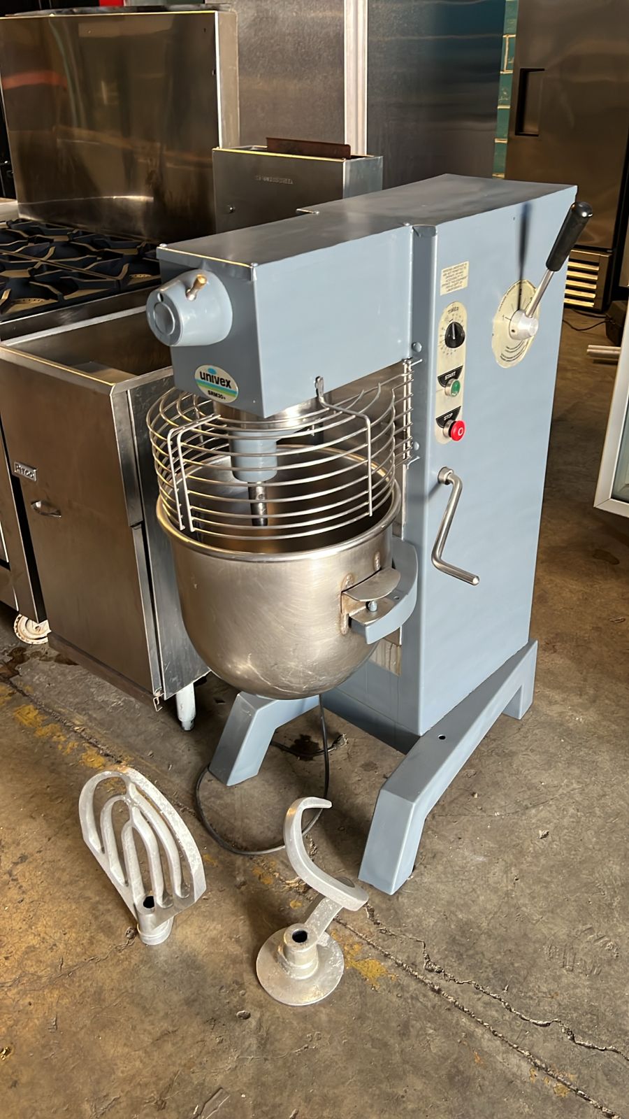 equipos profesionales -  Batidora Mixer Mangusera 30qts