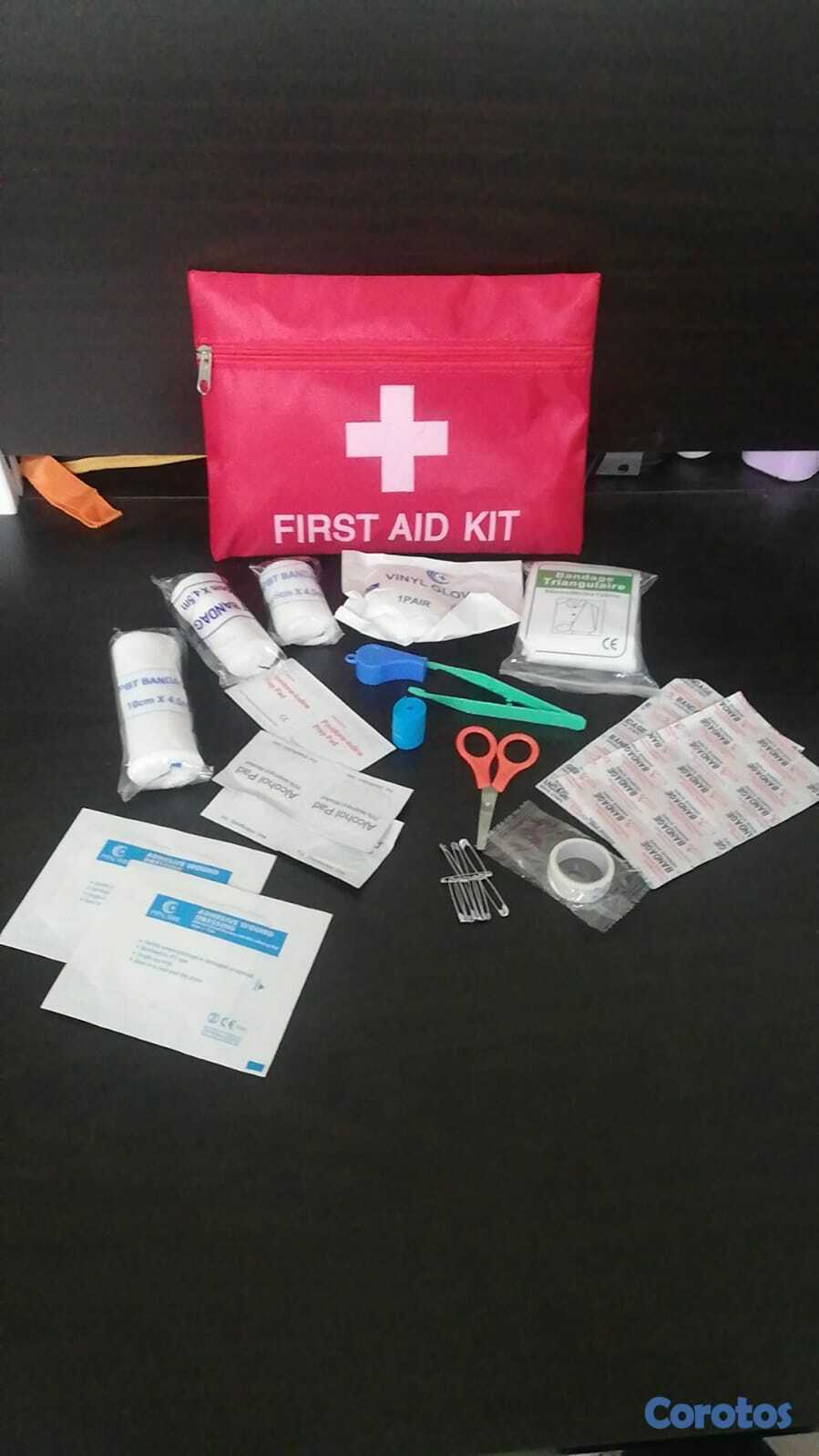 Salud y Equipamiento Médico - Botiquín de Primeros Auxilios Completo: Seguridad  3