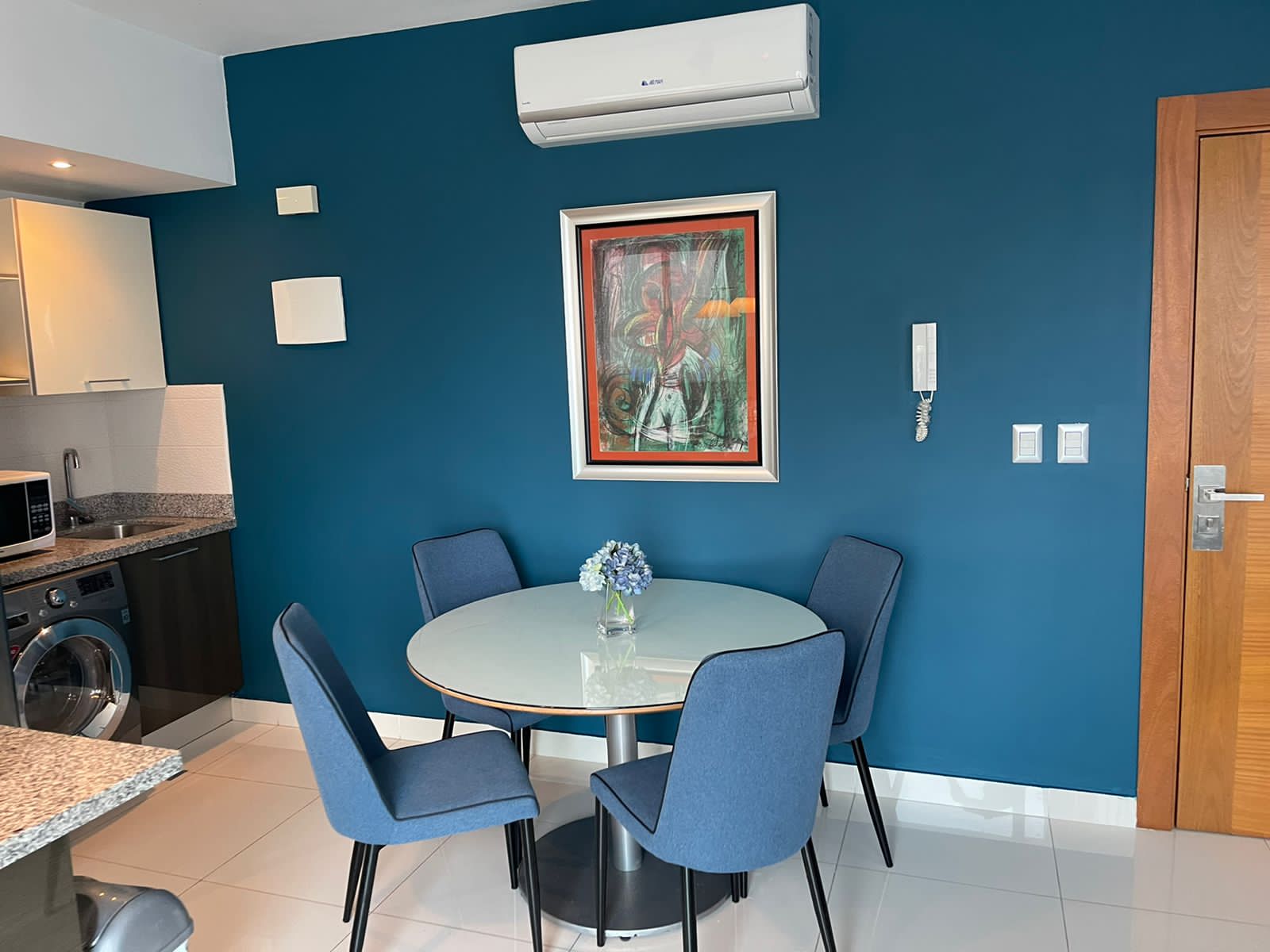apartamentos - Alquiler Piantini UNA Hab 0