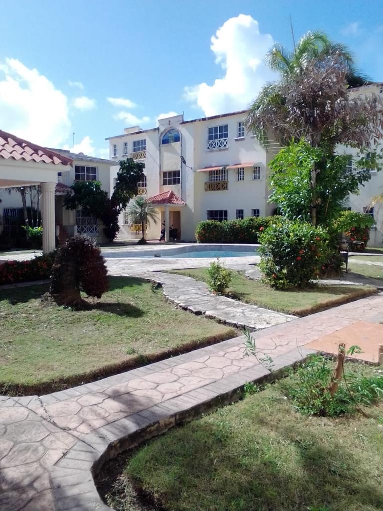 apartamentos - Venta de apartamentos en bávaro Punta cana zona turística a precio de oportunida