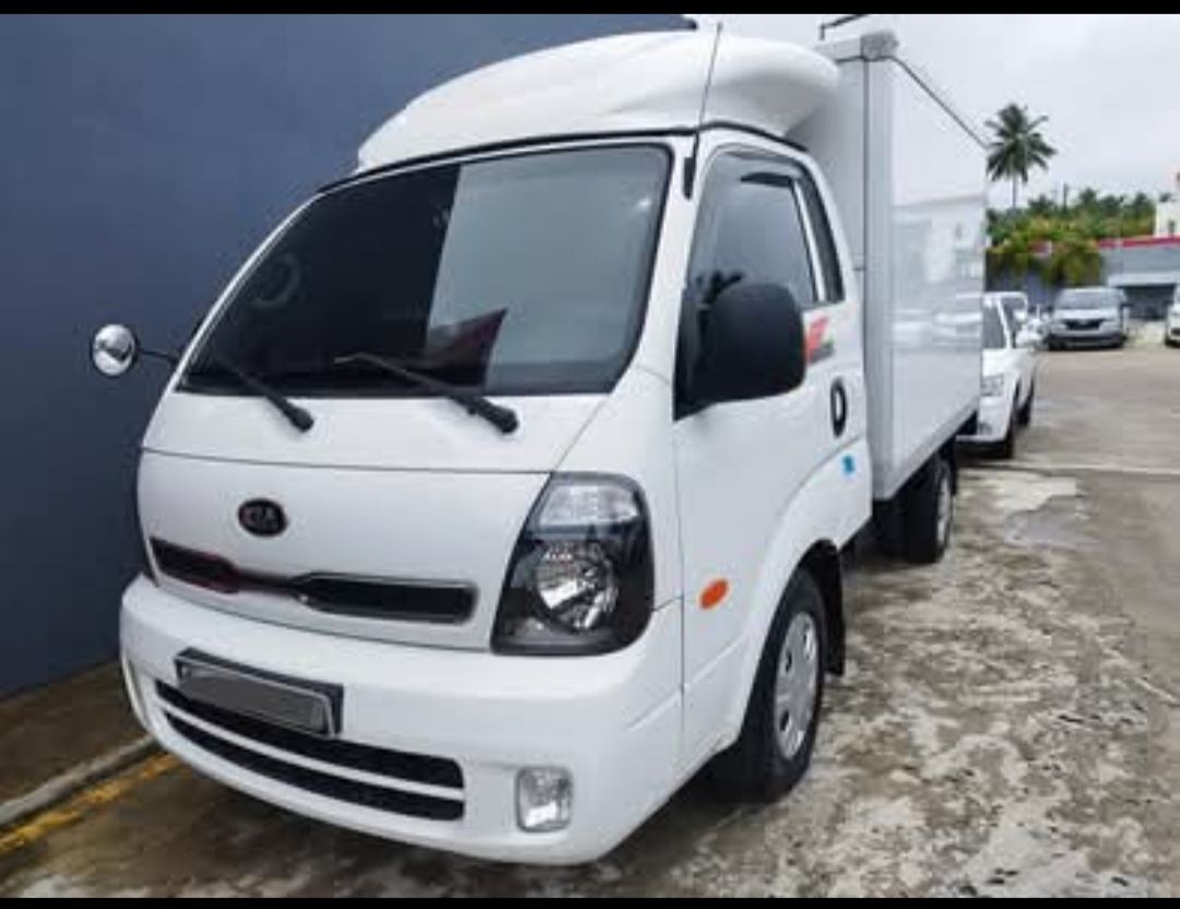 camiones y vehiculos pesados - 2019 Kia Bongo Furgón Seco Aut 