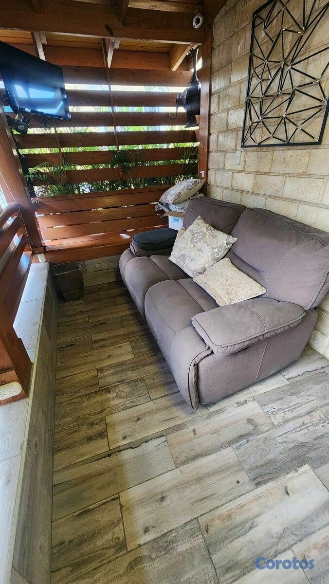 casas - Amplia casa en venta- Los Restauradores  4