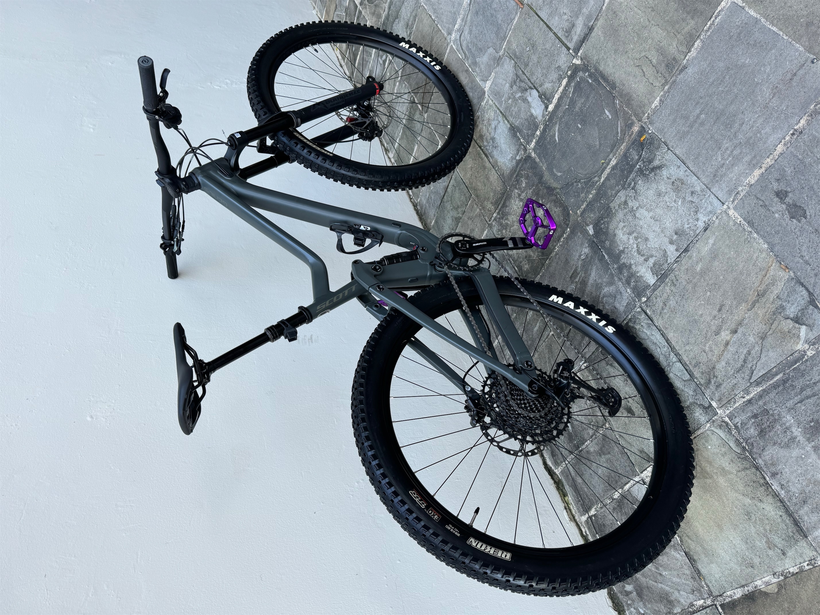 bicicletas y accesorios - Scott Genius 2022 enduro bike 

