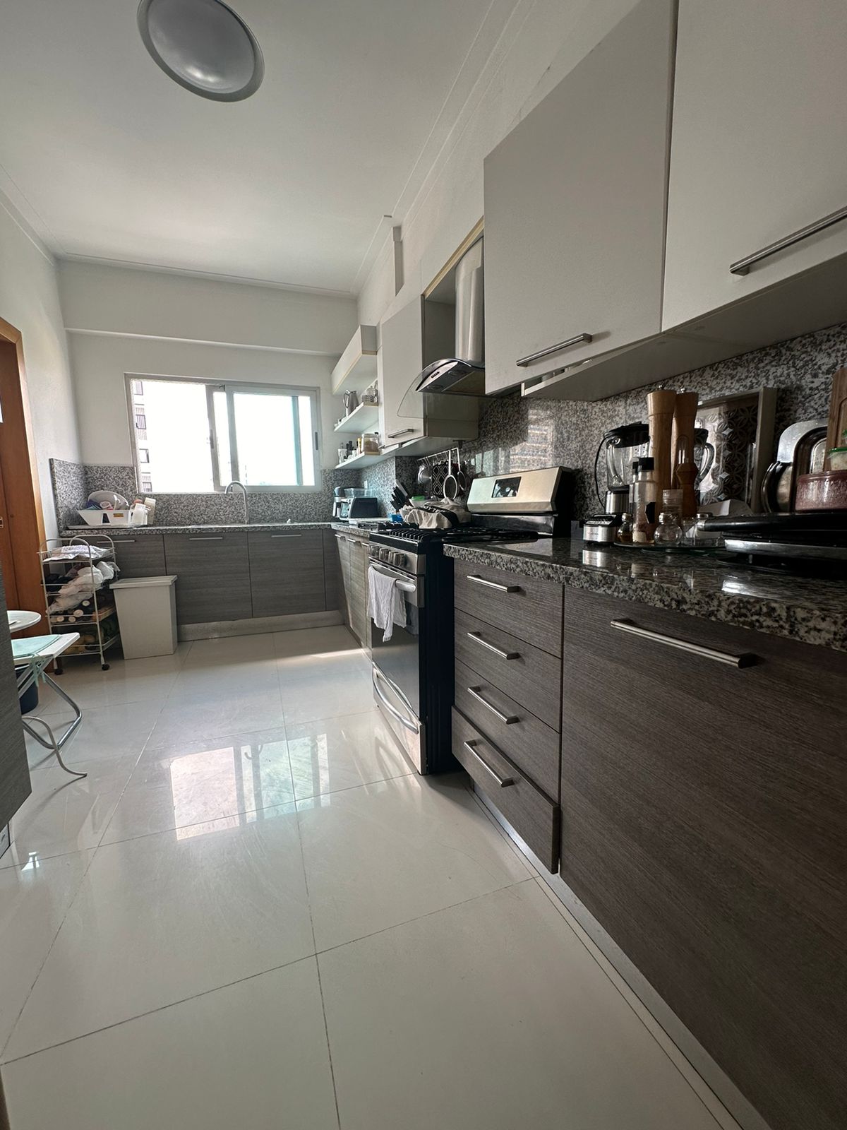apartamentos - 📍Esperilla  Vendo en torre de lujo.  Apartamento  3