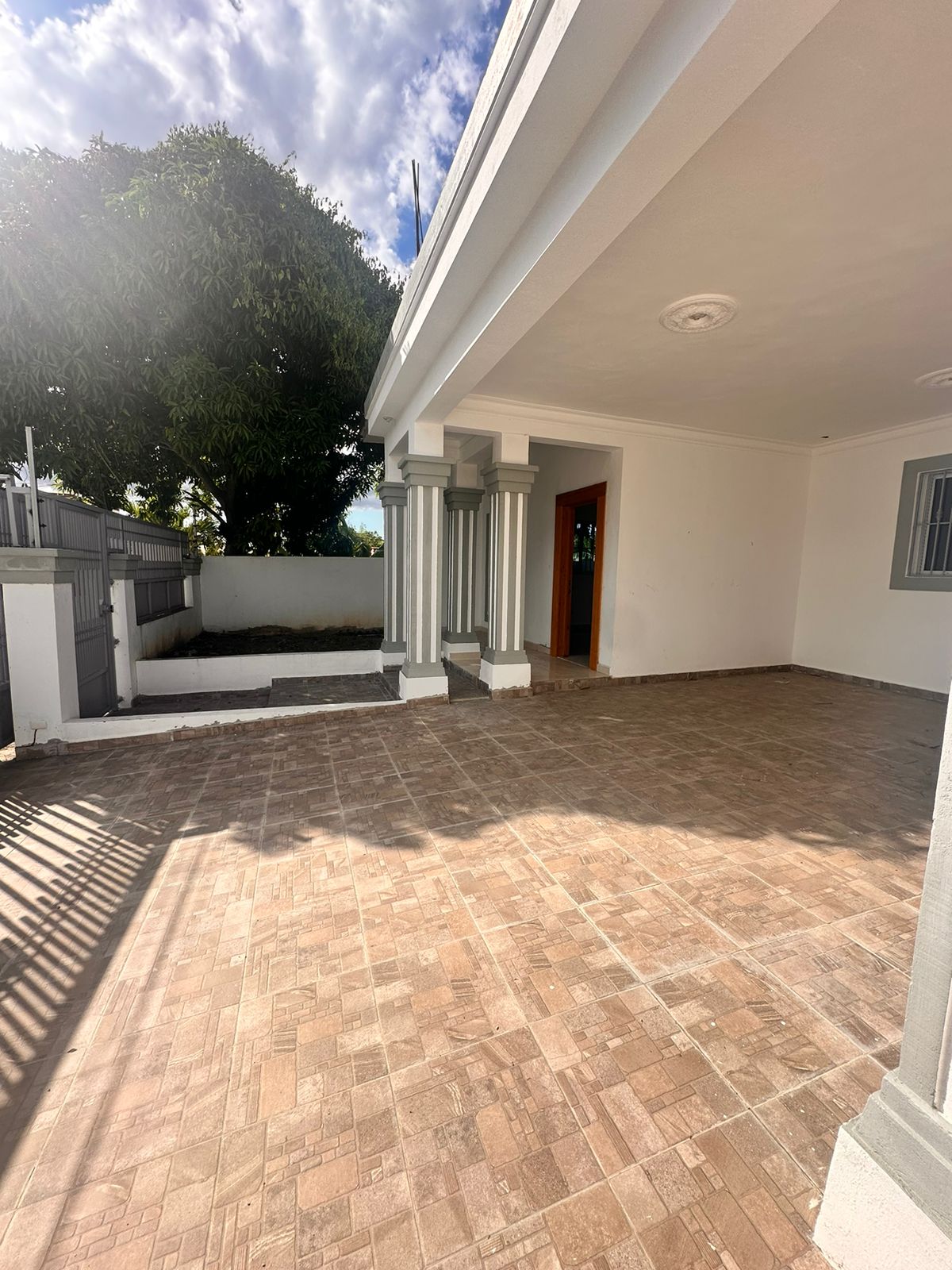 casas - Vivienda con Patio en Las Antillas  0
