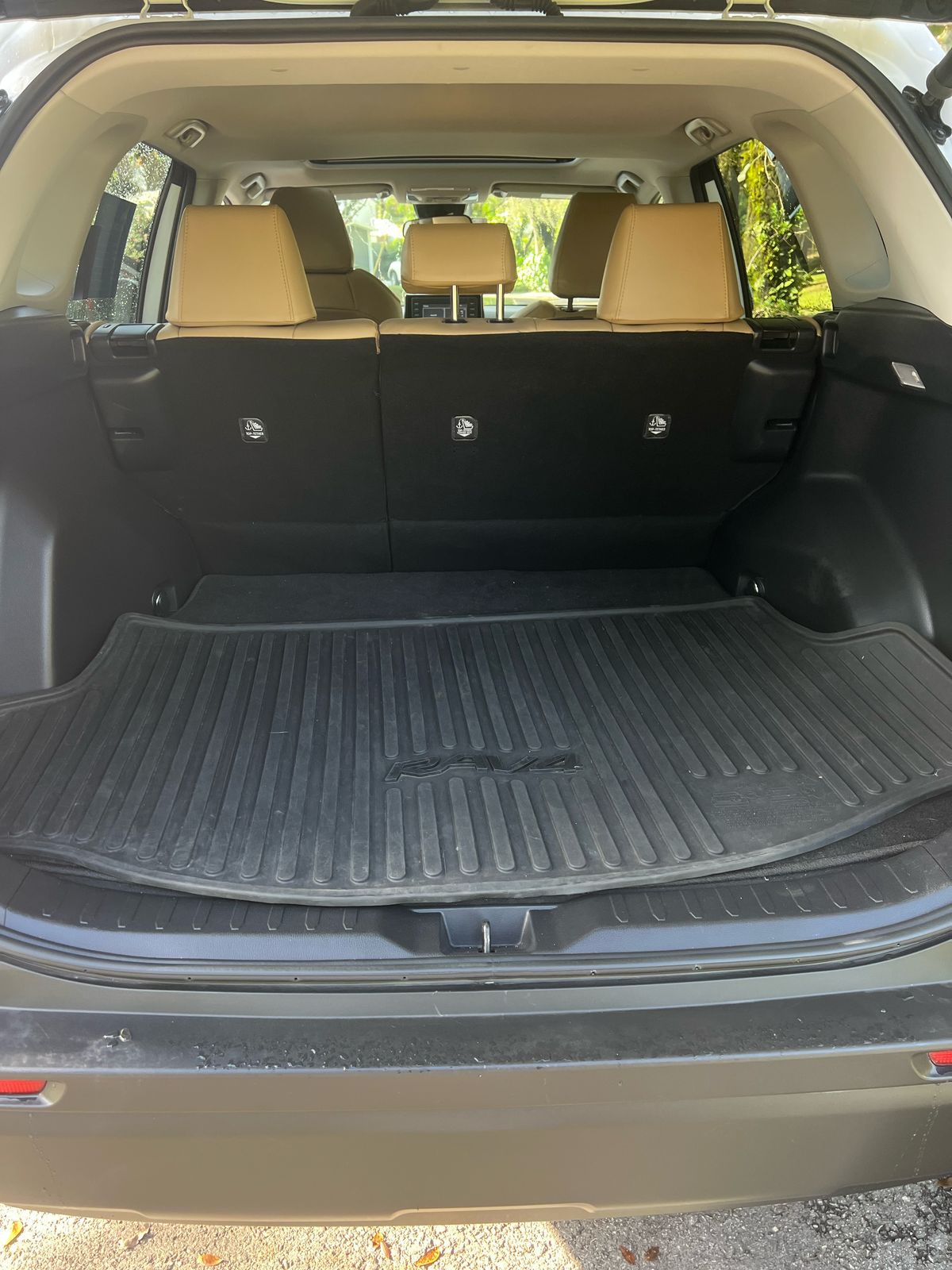 jeepetas y camionetas - Toyota rav4 2019 xle 4
