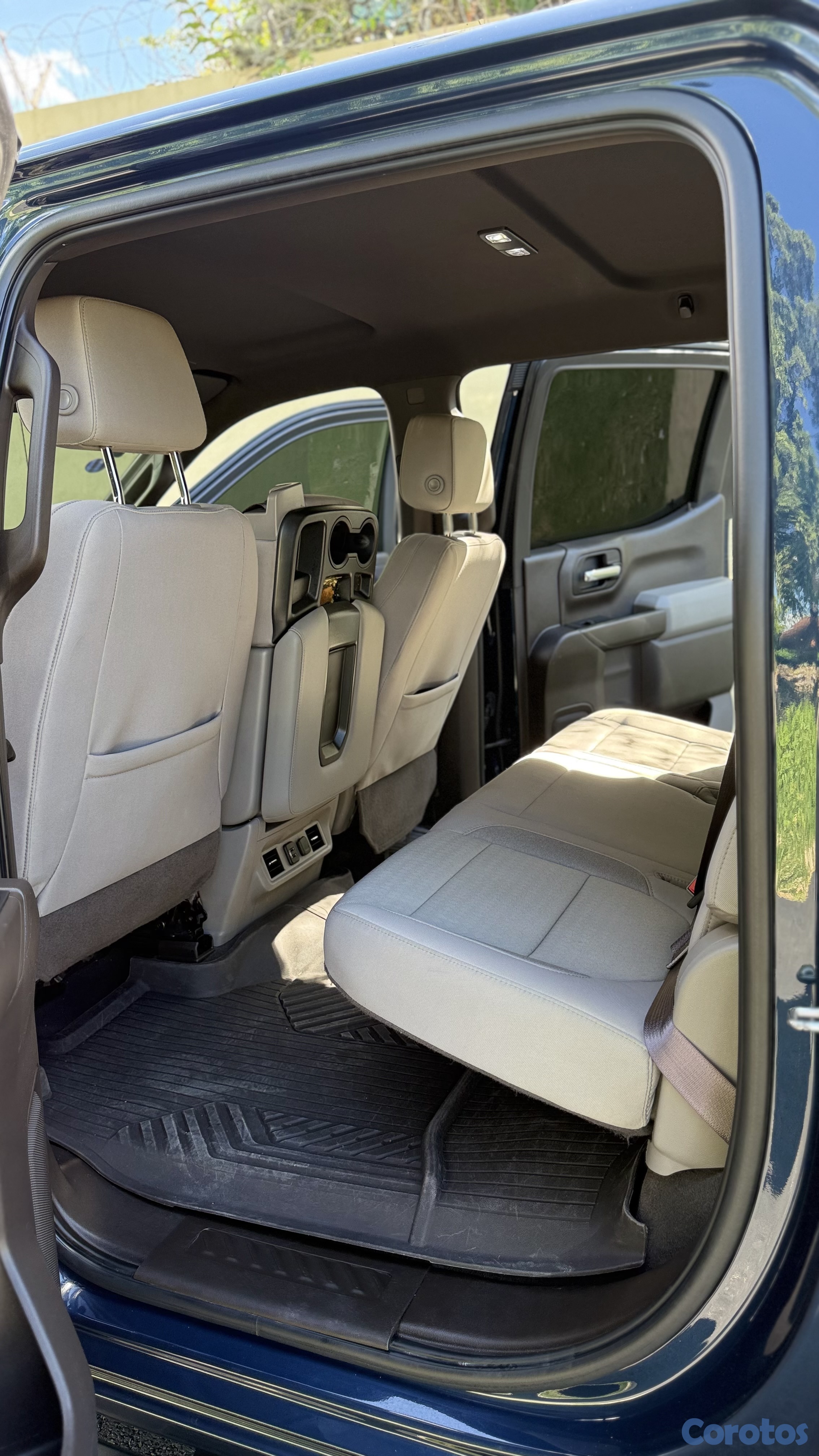 jeepetas y camionetas - Chevrolet Silverado Z71 LT Gasolina 2020 4x4  2