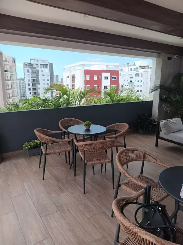 apartamentos - Evaristo Morales Apartamento en Alquiler 5