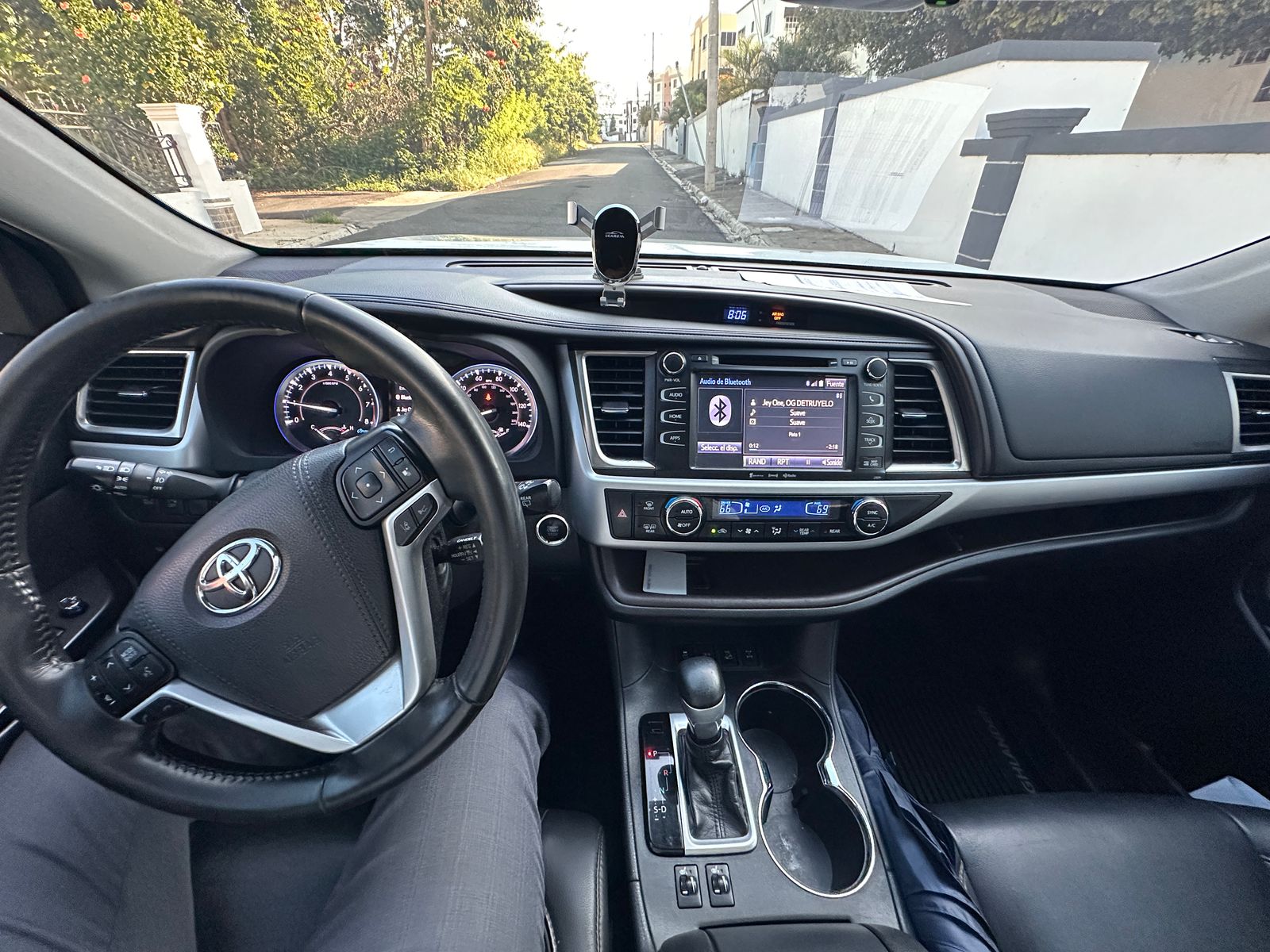 jeepetas y camionetas - Toyota higlander xle 2019 clean carfax  3
