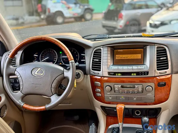 jeepetas y camionetas - LEXUS LX 470 BLANCA 2003 7