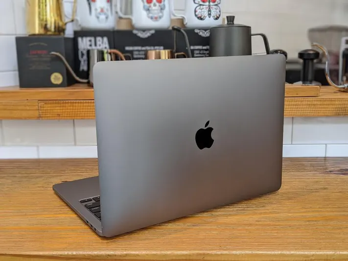 computadoras y laptops - MacBook Pro 2020 13 Pulg 2.0 Ghz cuatros núcleos  0