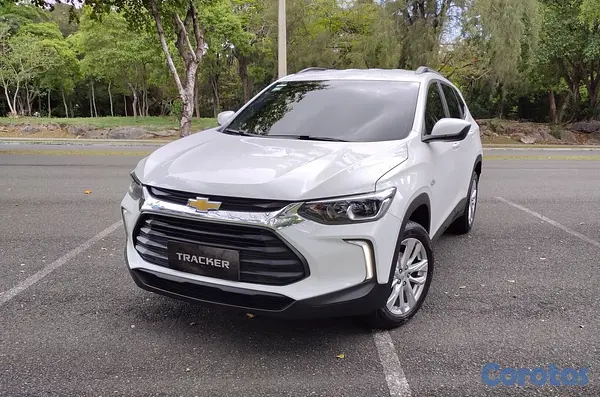 jeepetas y camionetas - Chevrolet Tracker LT 2023 1