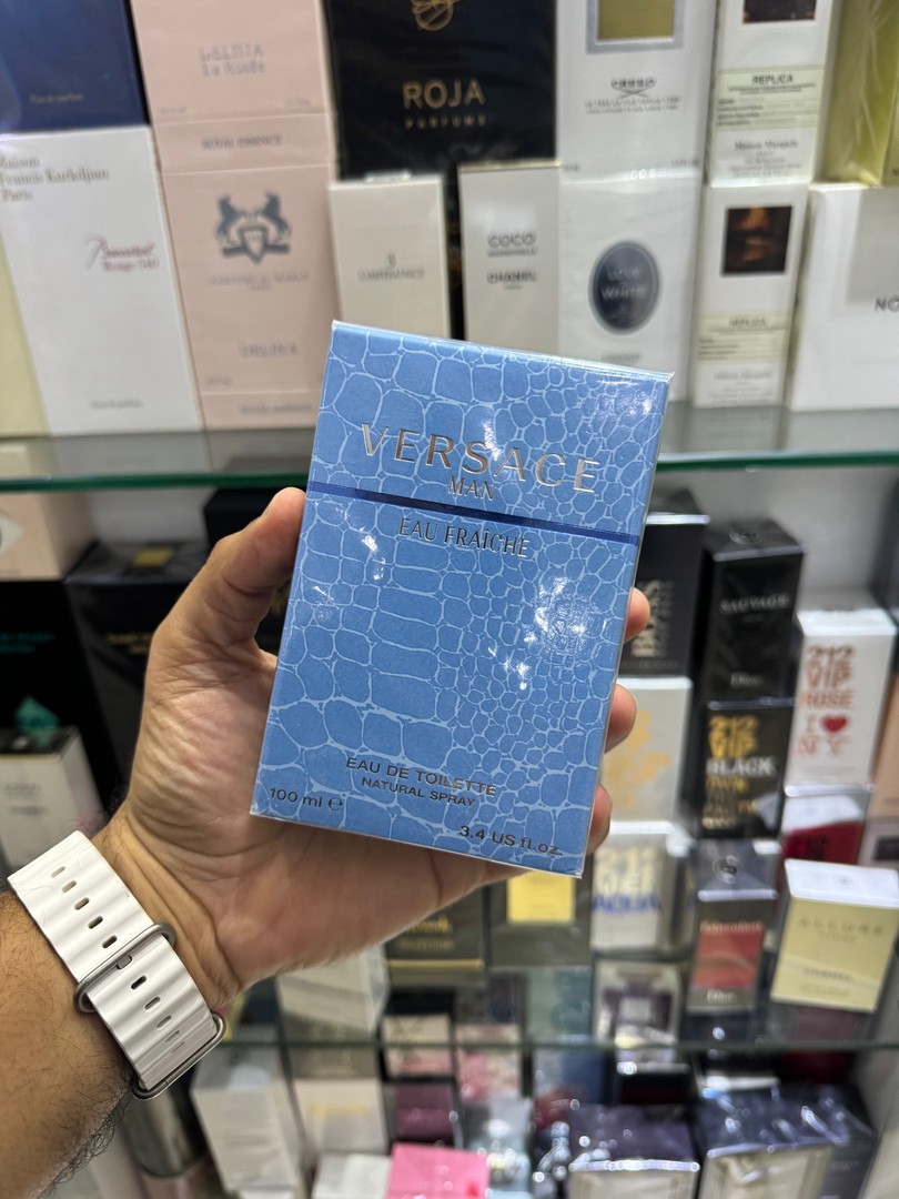 joyas, relojes y accesorios - Vendo Perfume Versace MAN Eau de Fraïche 100ml EDT, 100% Original RD$ 5,800 NEG