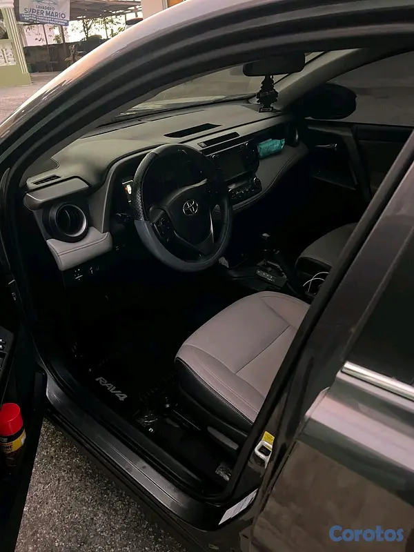 jeepetas y camionetas - Toyota rav4 2017 xle  10