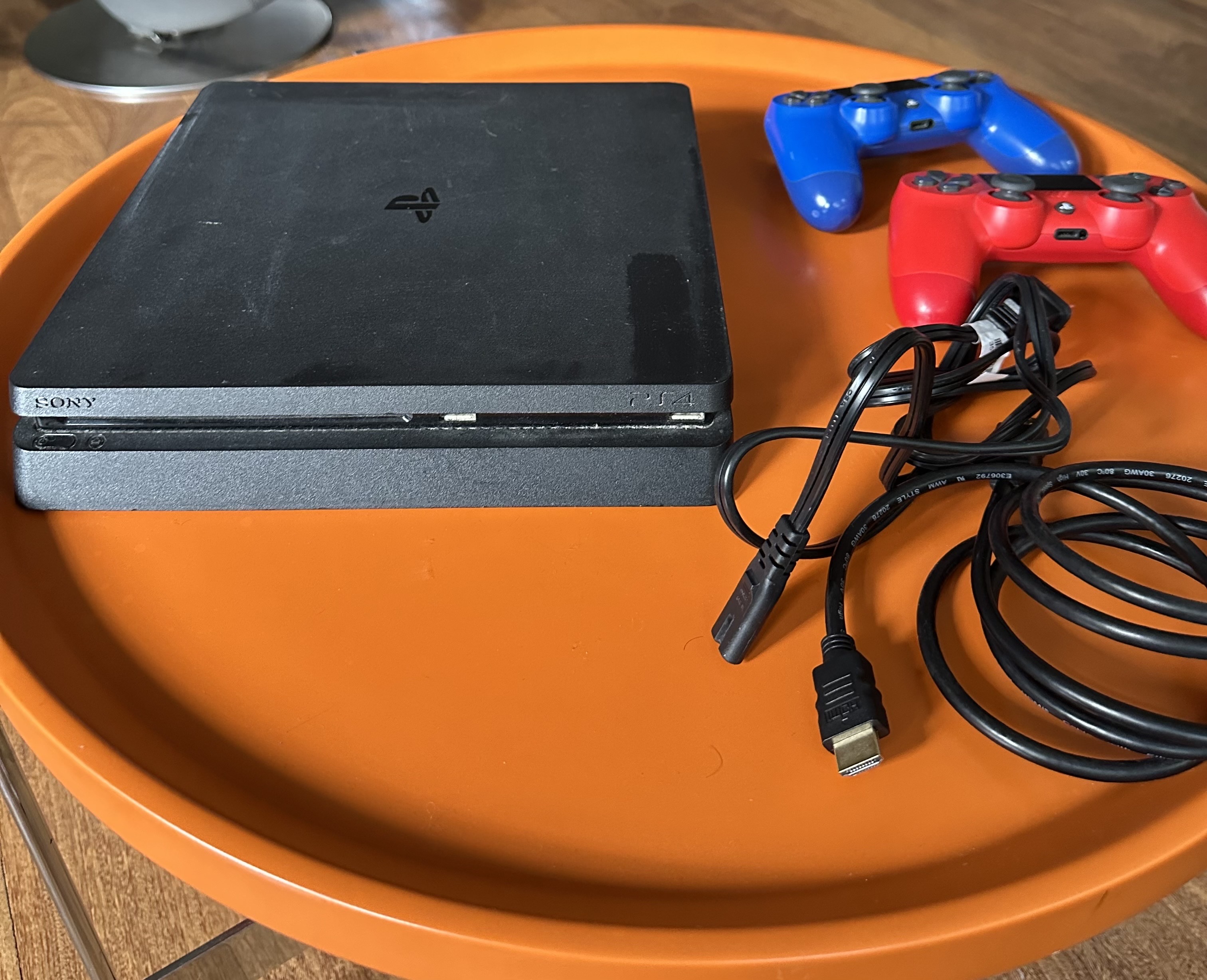 consolas y videojuegos - PS4 Slim 1