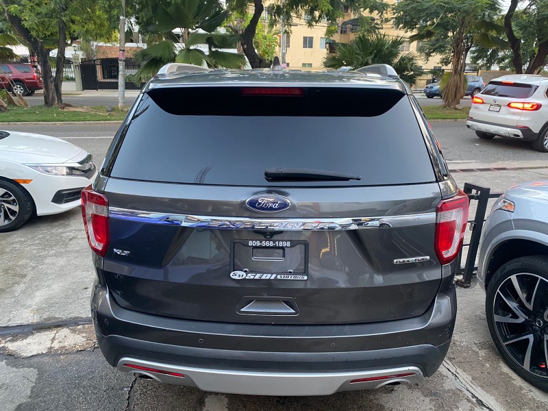 jeepetas y camionetas - Ford Explorer xlt 2016 1