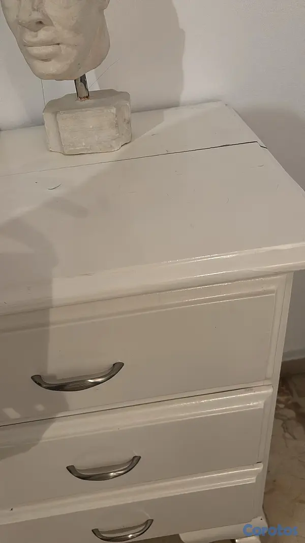 muebles y colchones - gavetero estilo coqueta con dos mesas de noche  3