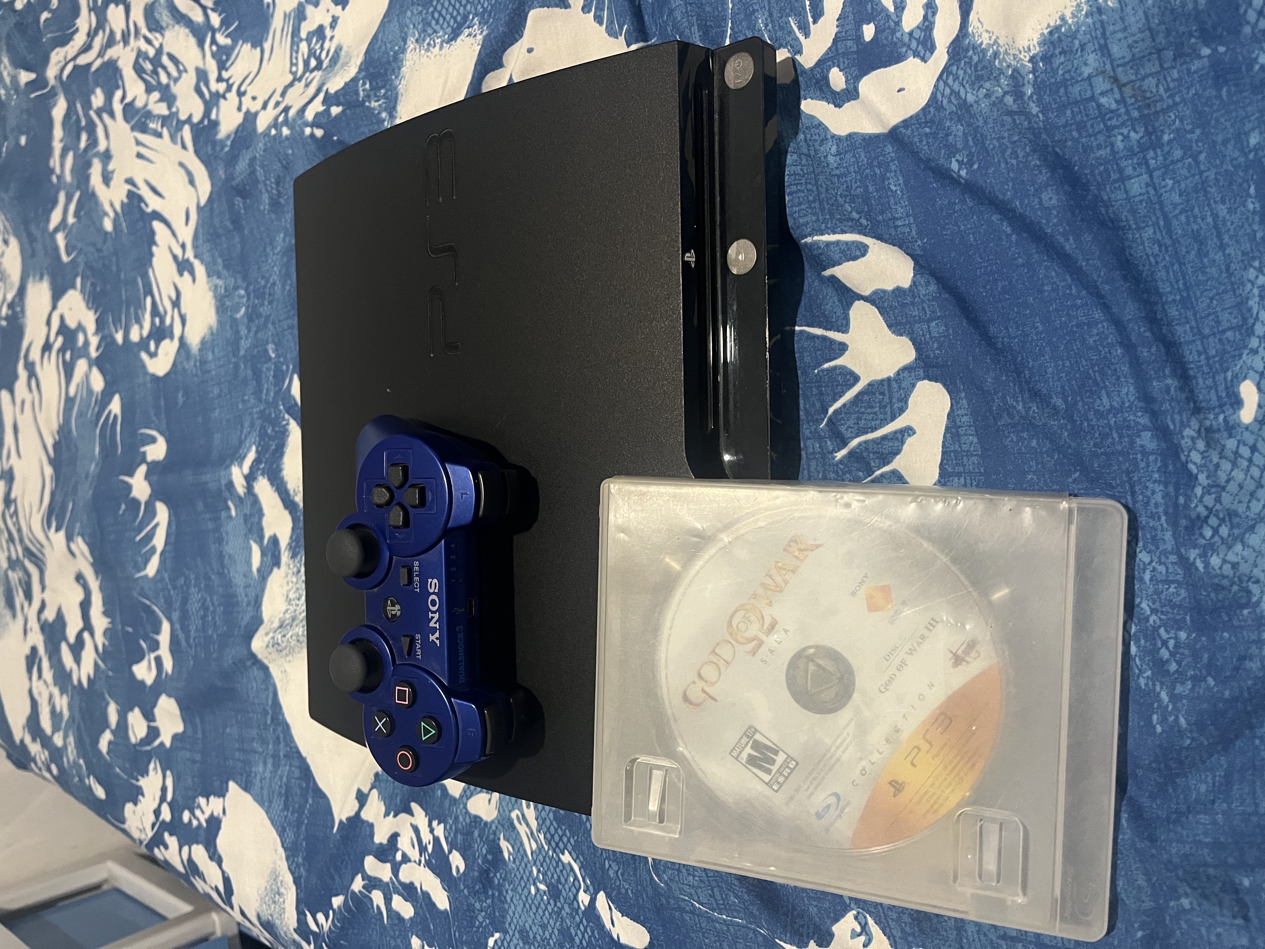 consolas y videojuegos - PlayStation 3 (Nuevo-abierto), incluye dos controles y dos juegos 