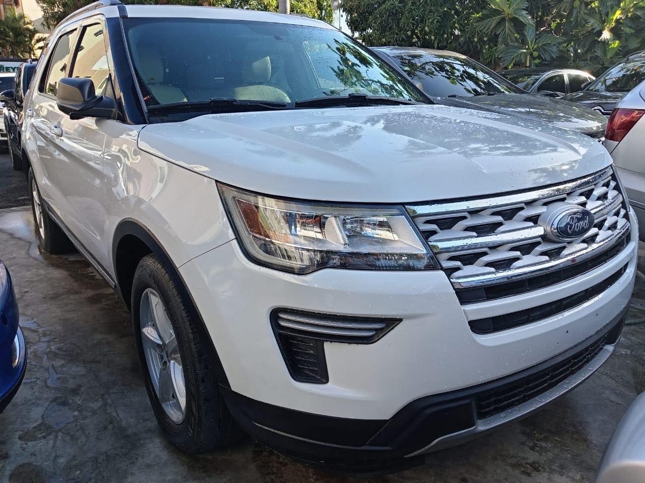 jeepetas y camionetas - FORD EXPLORER XLT 2019 1