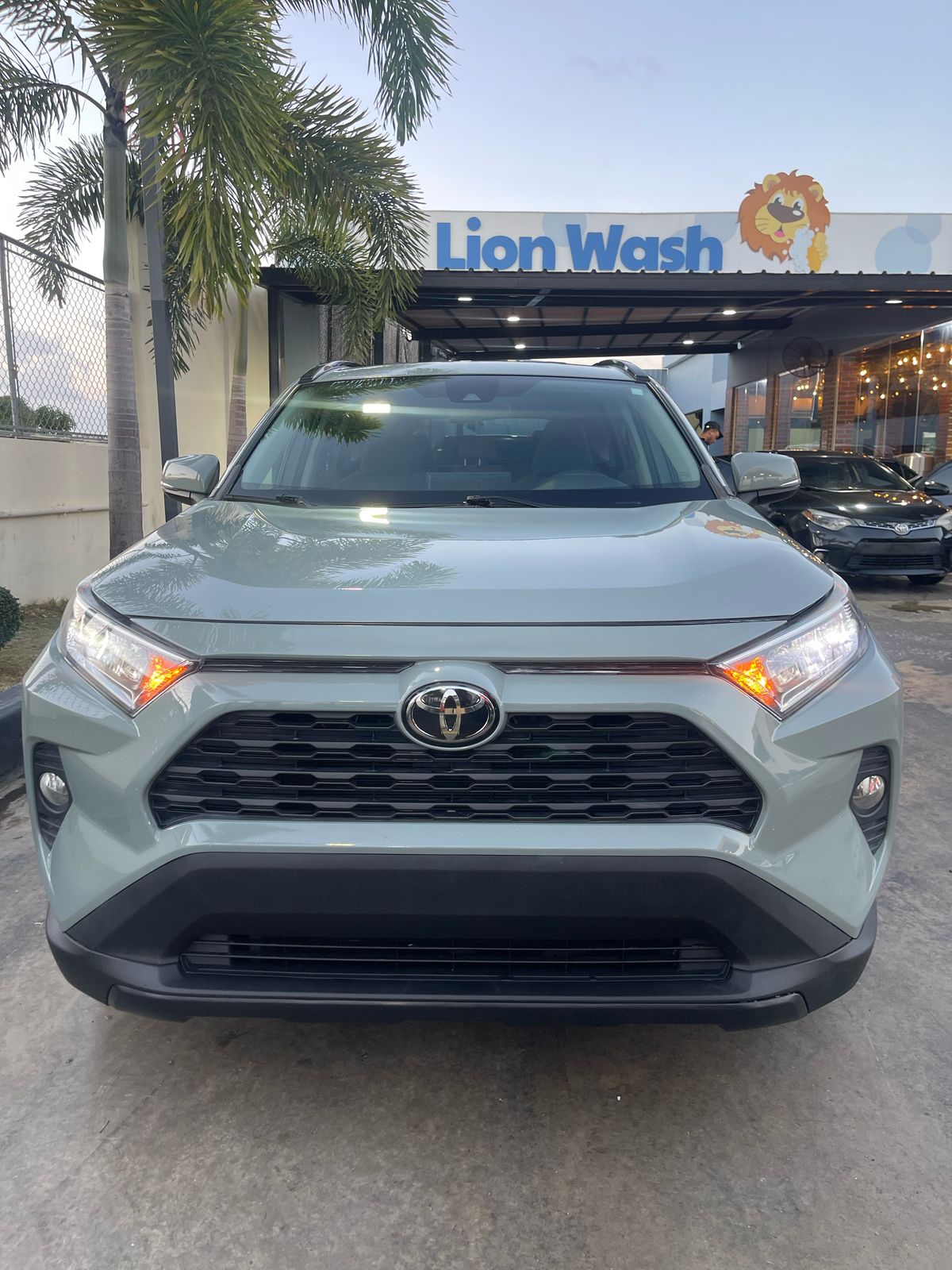 jeepetas y camionetas - Toyota rav4 2020 exl 4