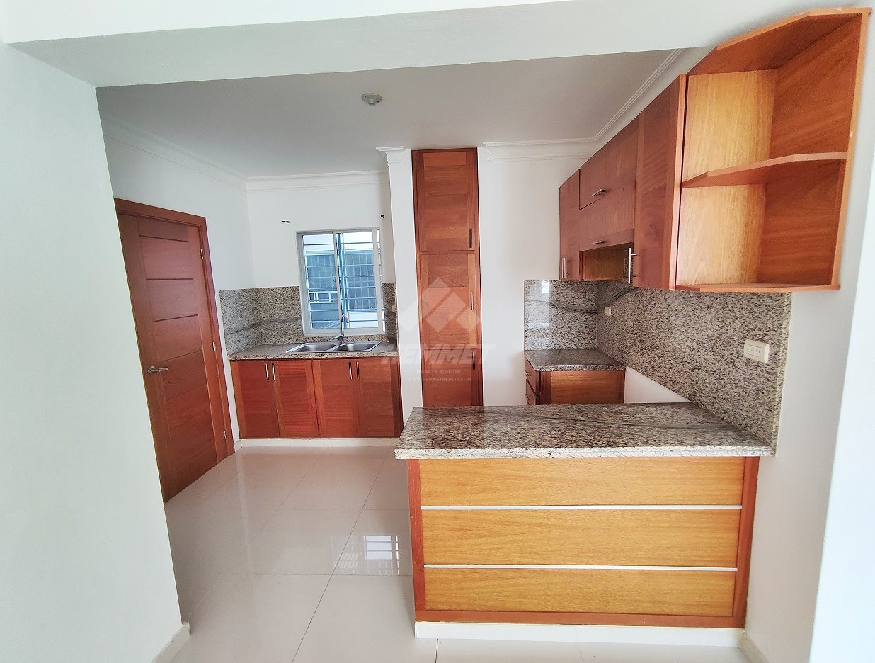 apartamentos - 3ER NIVEL LOS LAURELES SANTIAGO  7