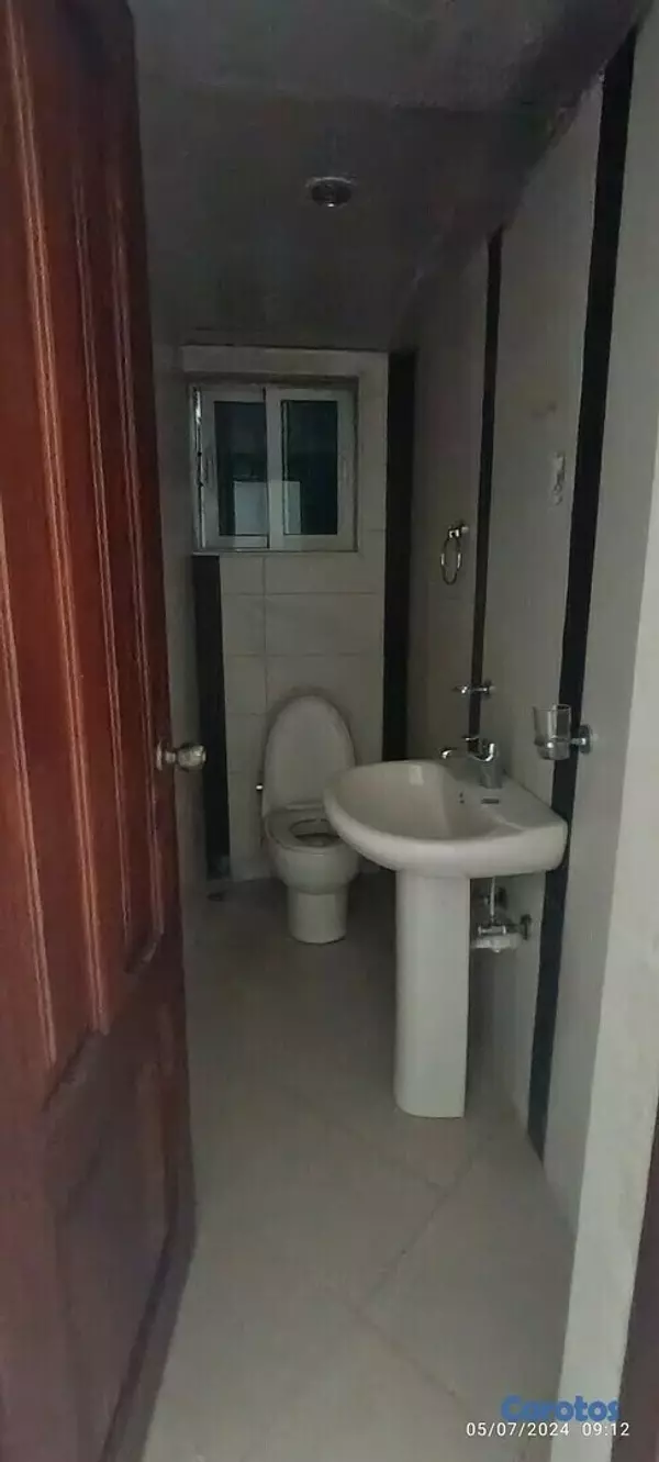 apartamentos - SE VENDE APARTAMENTO CLASICO  EN EL MILLÓN
 7