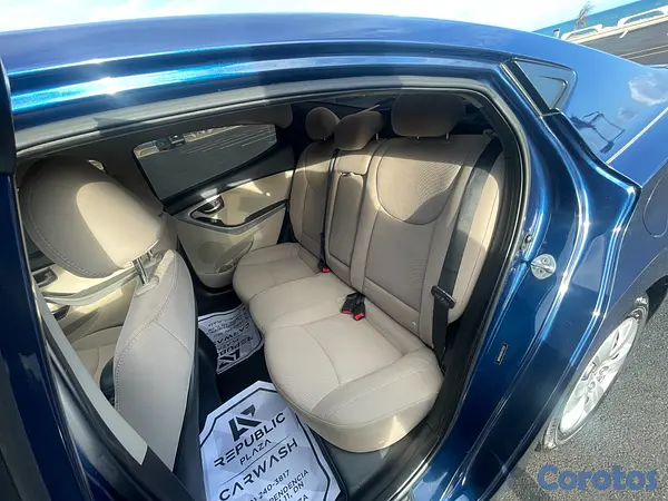 carros - Hyunday Elantra 2016 Azul 10