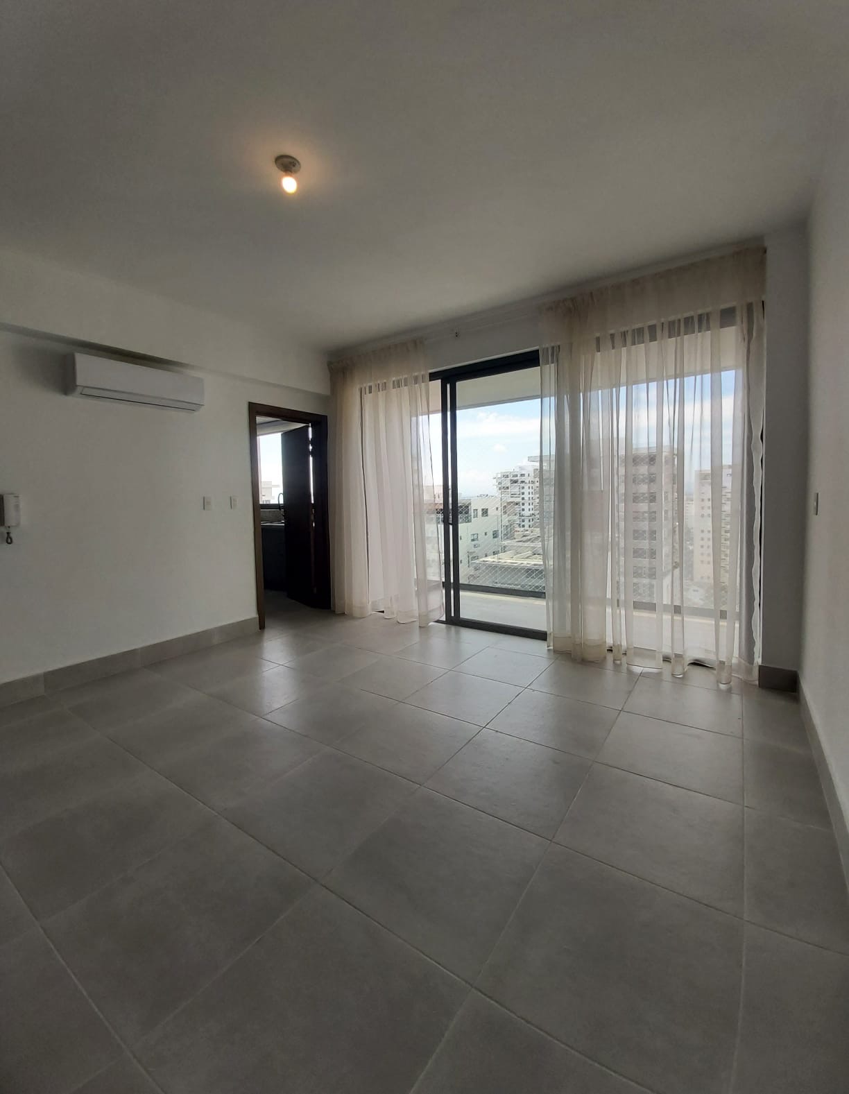 apartamentos - Alquiló piantini línea blanca torre lujo tres hab  9