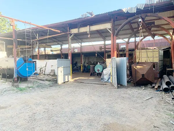 oficinas y locales comerciales - Propiedad en herrera en venta  6