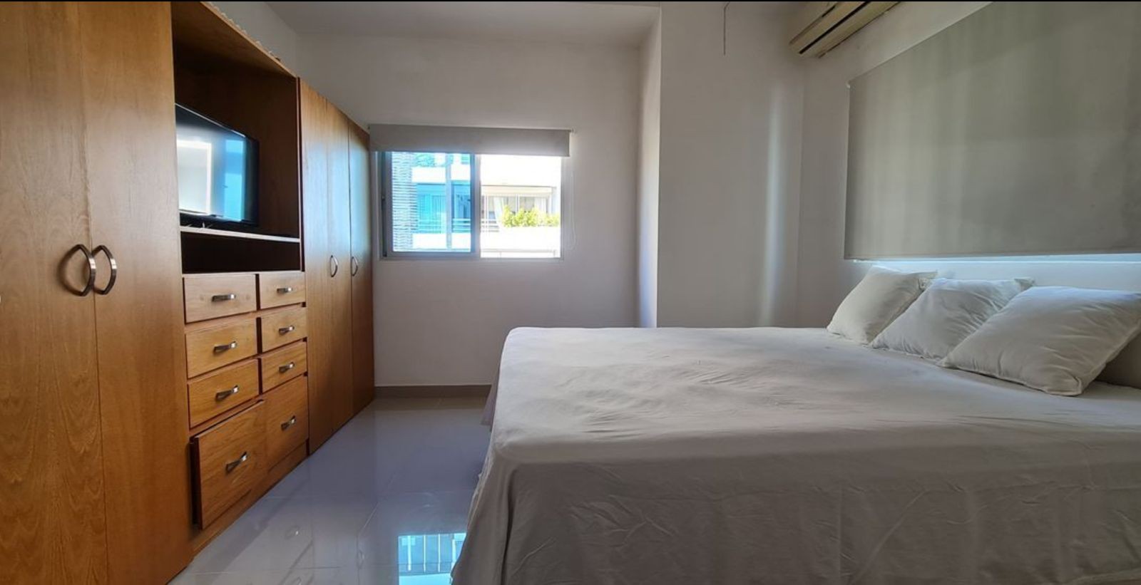 apartamentos - Evaristo Morales apto
Precio vacio: USD$130,000
Precio Amueblado: USD$140,000 3