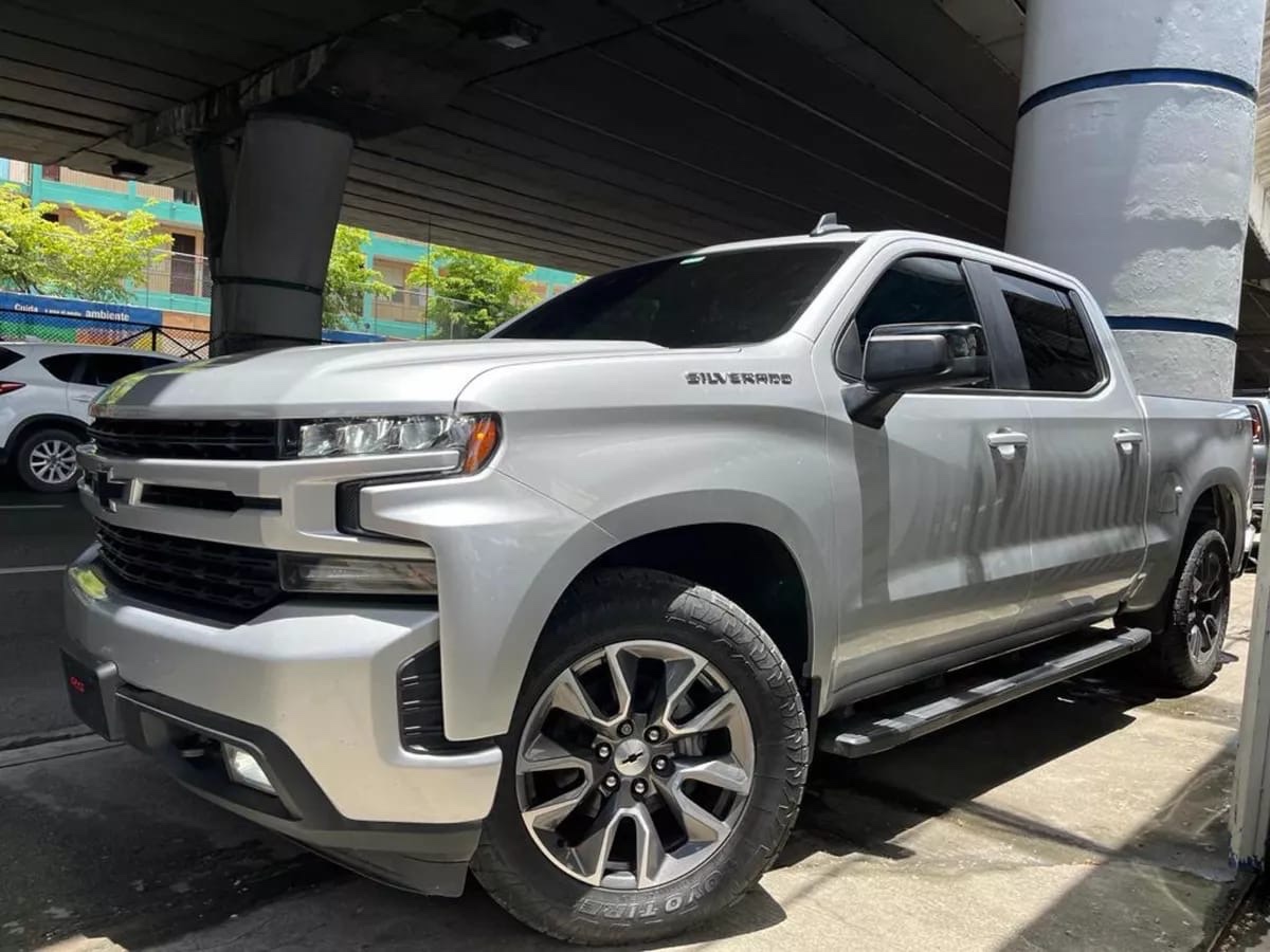 jeepetas y camionetas - Chevrolet silverado RST 2019
Clean carfax
Financiamiento disponible  1