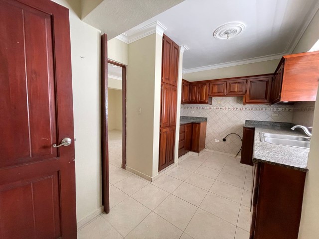 apartamentos - Apartamento en Alquiler en Evaristo Morales 8
