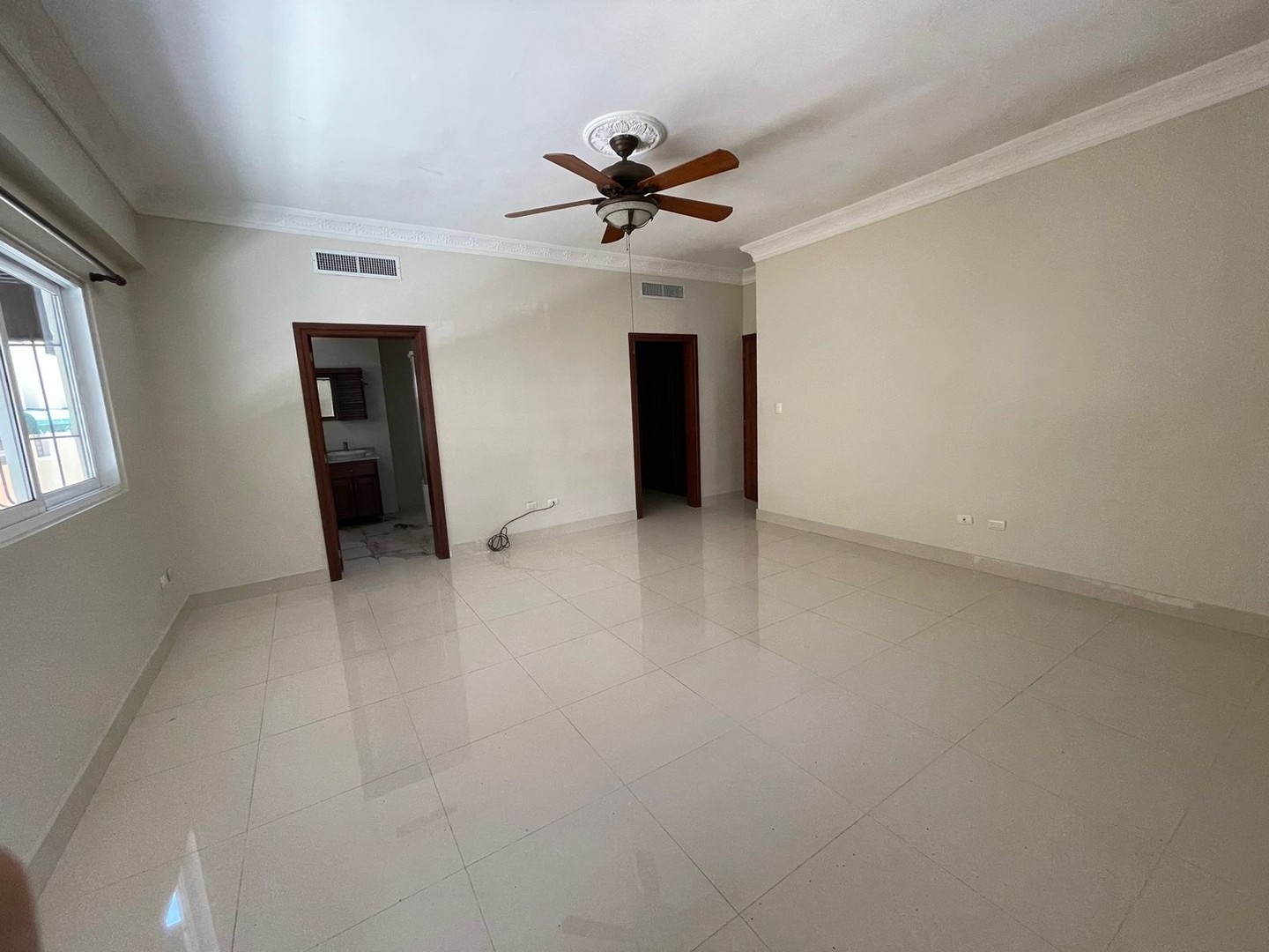 apartamentos - Vendo apartamento clásico en el Real.
375 mil dólares negociable venta 7