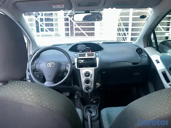 carros - Toyota Vitz 2007 4 Cilindros 17
