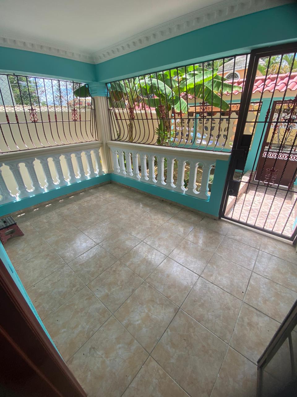 casas - Casa en el sector de vista hermosa Santo Domingo este 2