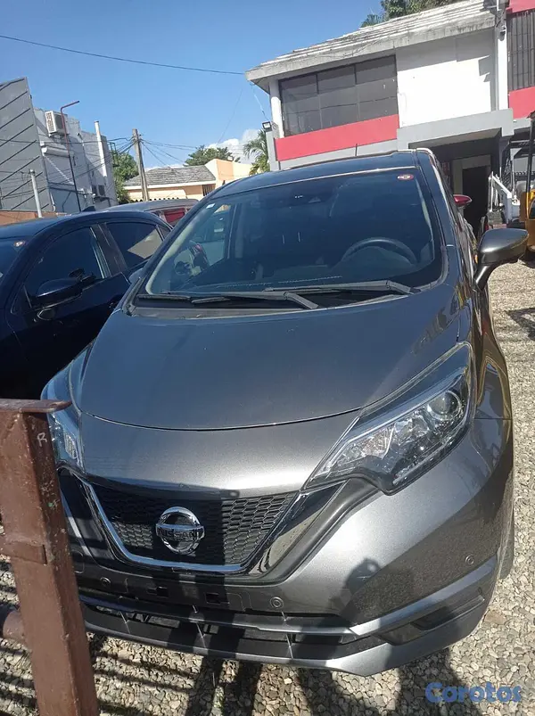 carros - Nissan  Note  2019 Gris oscuro  Recién importada   4