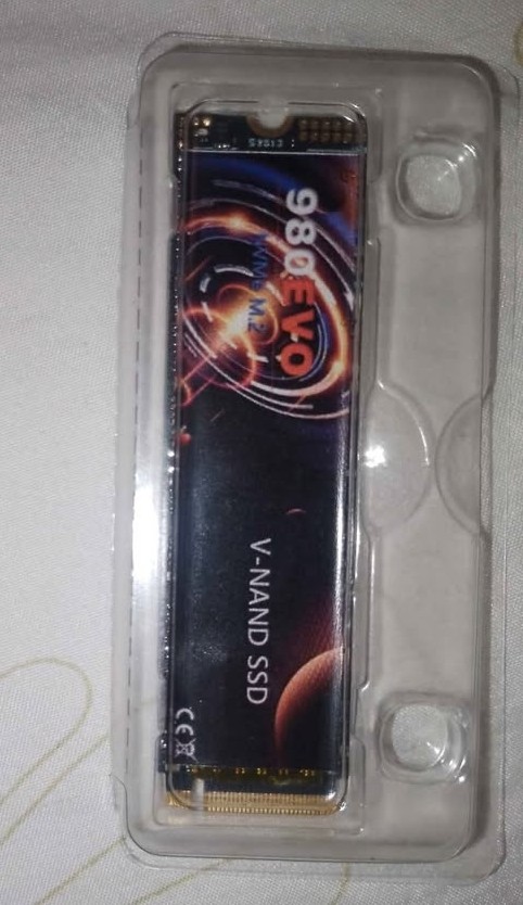 otros electronicos - Disco duro SSD M.2 NVeM de 2TB nuevo con Windows pro incluído  1