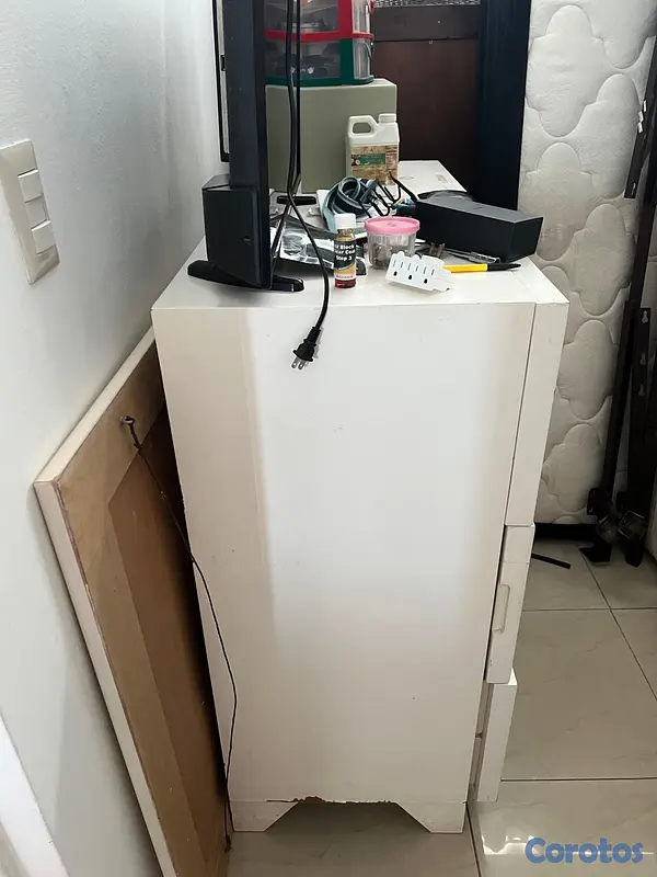 muebles y colchones - Gavetero de 6 Gavetas Usado 2