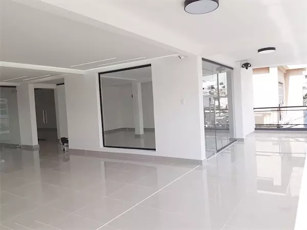 oficinas y locales comerciales - Locales en  el  millon 3