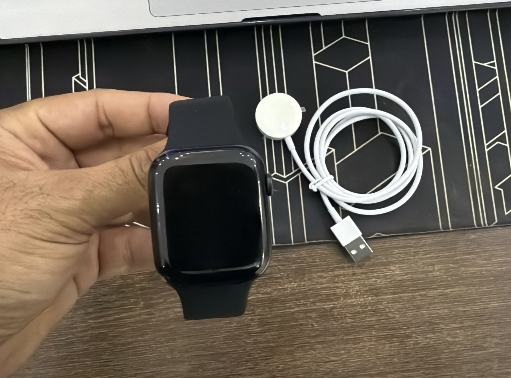 accesorios para electronica - Apple Watch Series 9 45mm Como Nuevo RD$ 18,500 NE