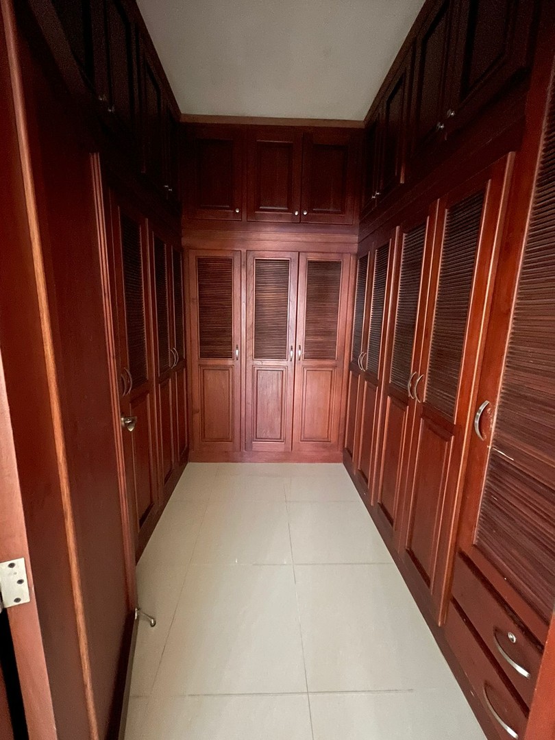 apartamentos - Vendo apartamento clásico en el Real.
375 mil dólares negociable venta 4