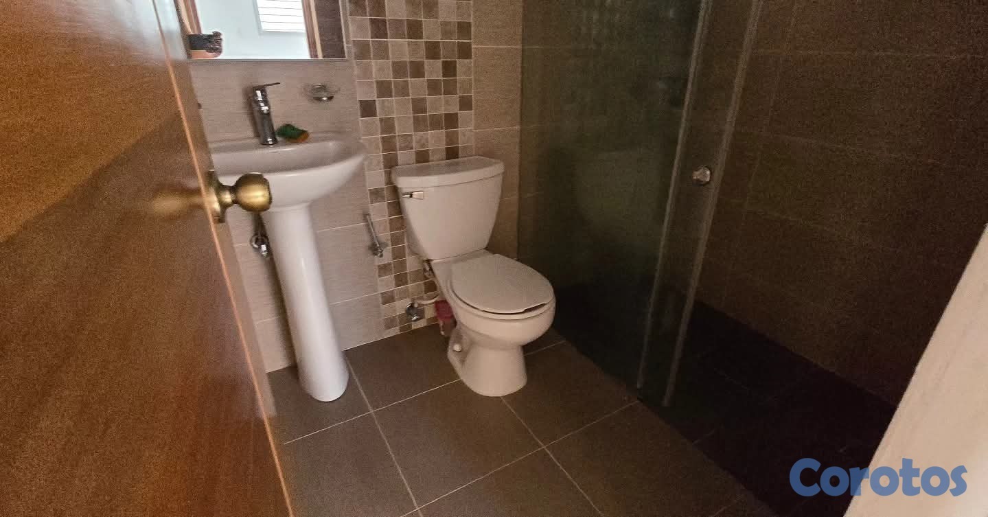 apartamentos - vendo en villa olga 1er piso exelente zona para vivir  8