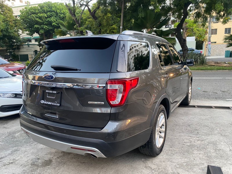 jeepetas y camionetas - Ford Explorer xlt 2016 2